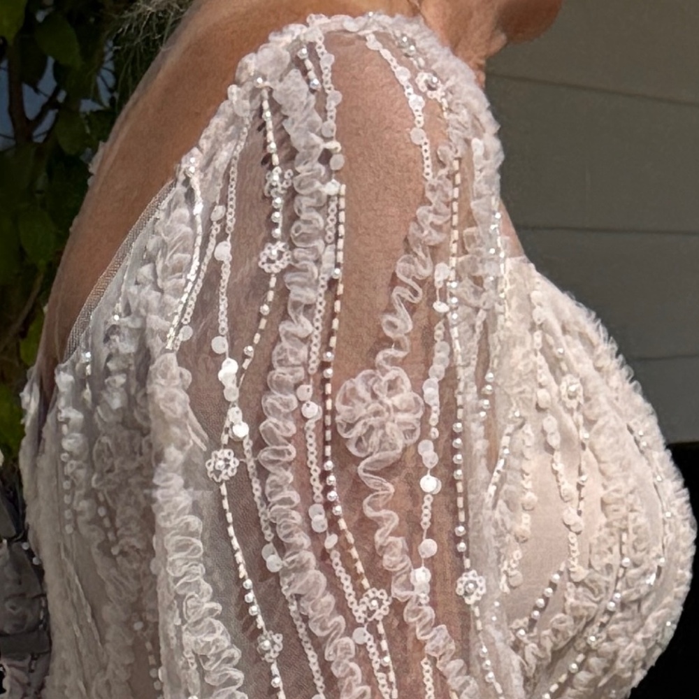 $686 Jade Couture Alanna Embroidery Lace fit and flare gown NWOT - Picture 3 of 10